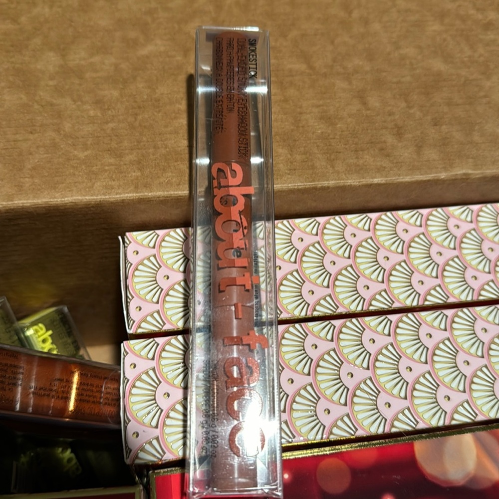 About face smokestick color stoke the flames